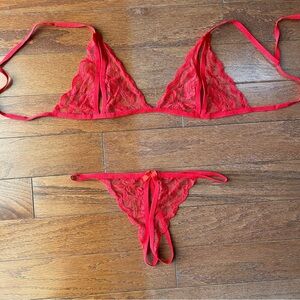 New Sexy Lingerie Lace Bralette and G-String Size Small Red